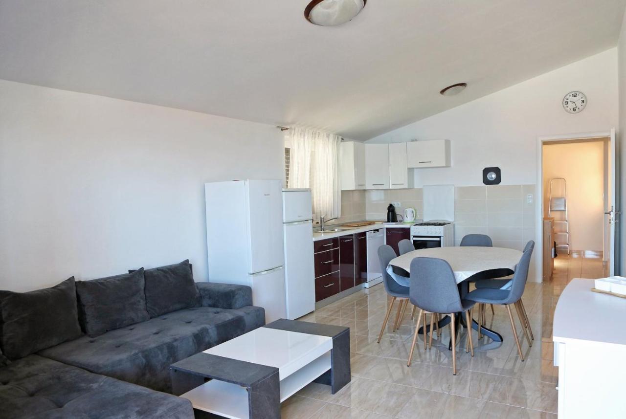 Apartmani Cili Miletici Luaran gambar